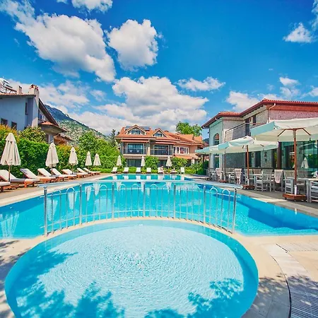 Renka & Hotel 3*